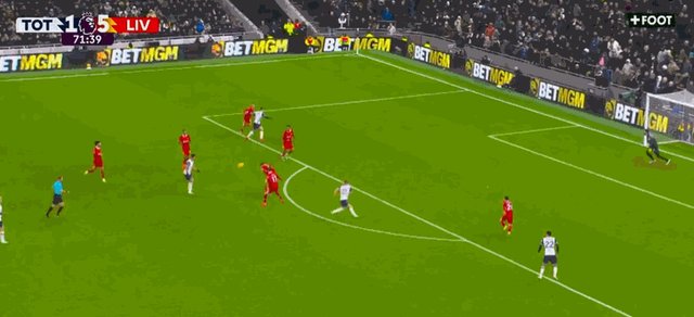 【英超】热刺3比6利物浦，萨拉赫、迪亚斯梅开二度