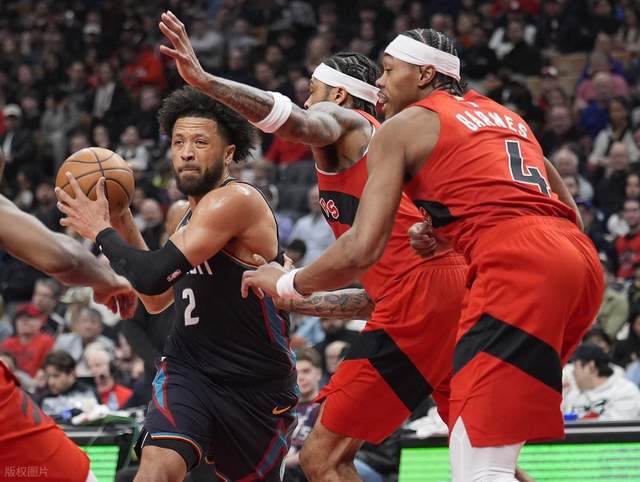 开云-大冷门！东部第一轰然倒下：全场狂欢庆祝，三人组空砍74分