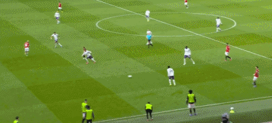 开云体育下载-热闻|谢什科5战4球，B费破27年神迹！曼联复仇维拉，稳守积分榜前三