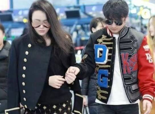 开云体育官网-邹市明：“毁”在娶了一个北大毕业，却不知自己几斤几两的老婆手上？|冉莹颖|拳击|北京大学|拳王|中国奥运代表团_新浪新闻